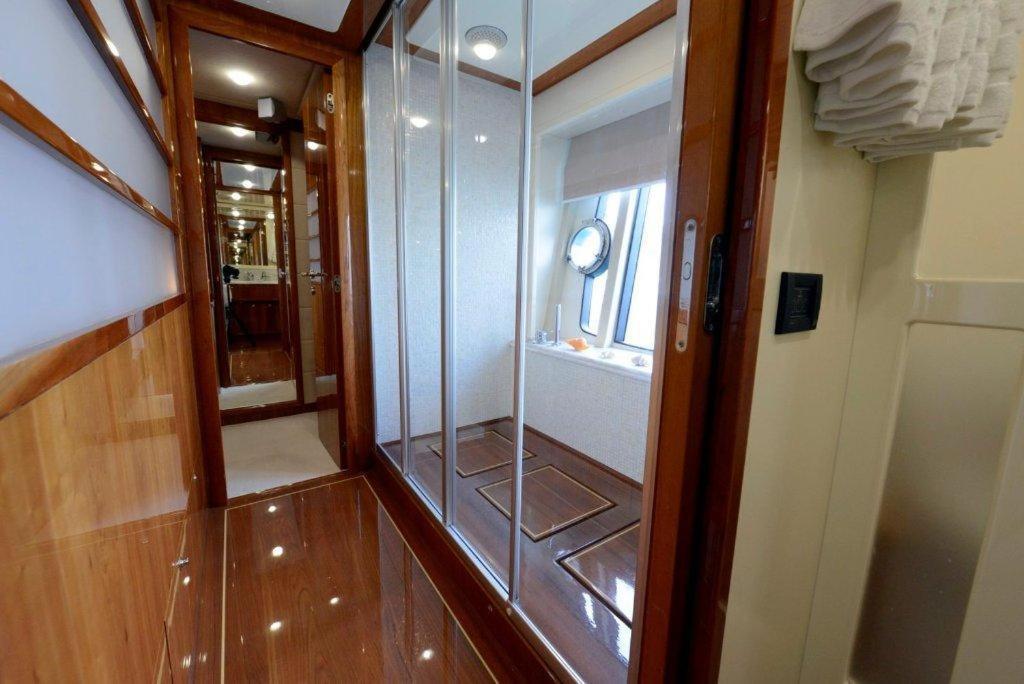 Yacht My Lady *