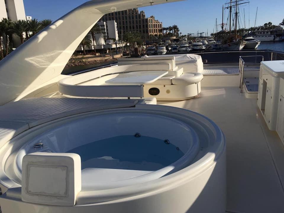 Botel Yacht My Lady